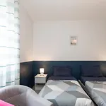 Evasion St Joseph Odysalis - Lit King Size - Parking - Proche Centre Apartament *